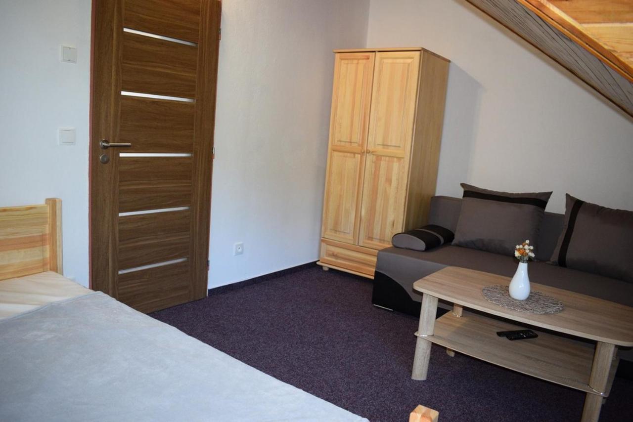 Apartmány Kubova Huť Exterior foto