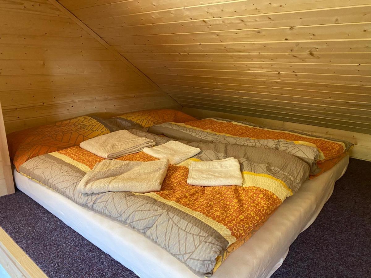Apartmány Kubova Huť Exterior foto