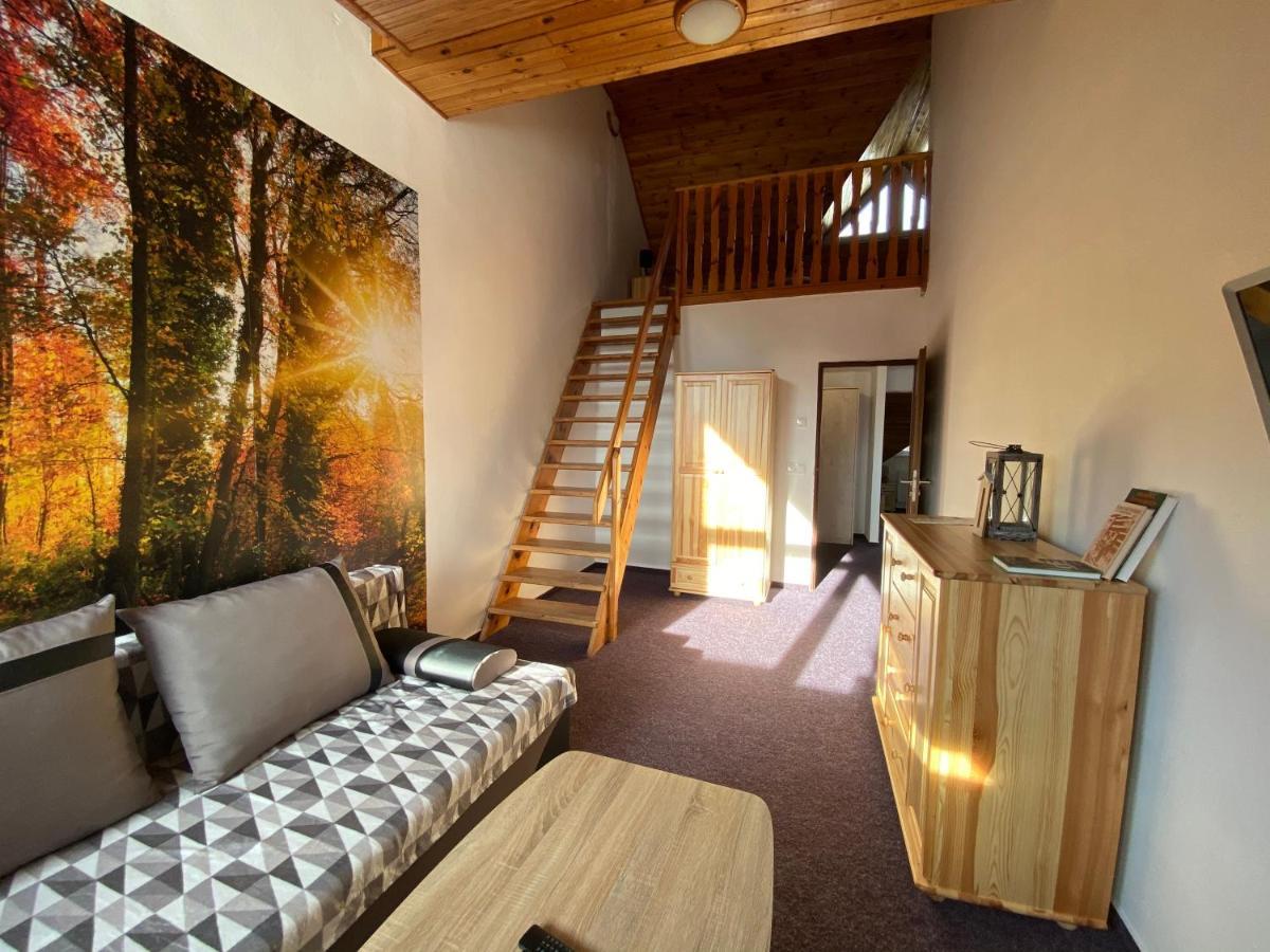 Apartmány Kubova Huť Exterior foto