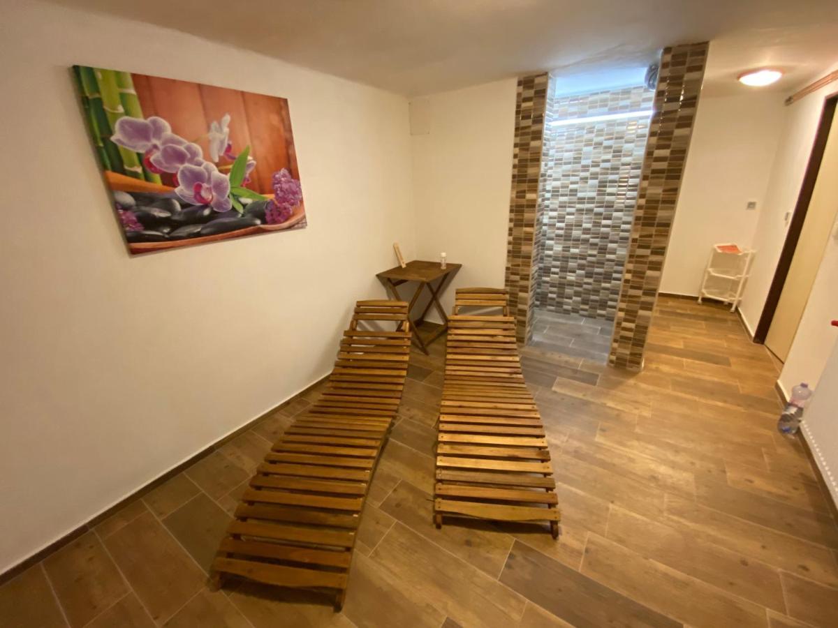 Apartmány Kubova Huť Exterior foto