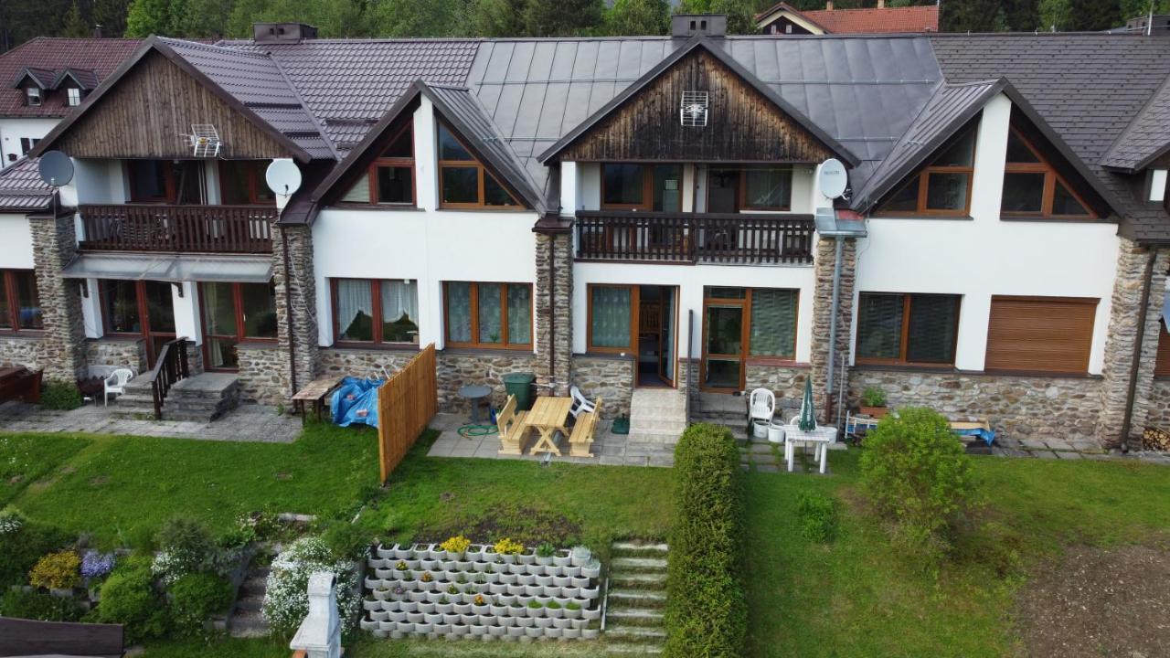 Apartmány Kubova Huť Exterior foto